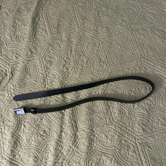 Gap brown genuine leather belt with a silver rectangle buckle xs - Picture 4 of 8